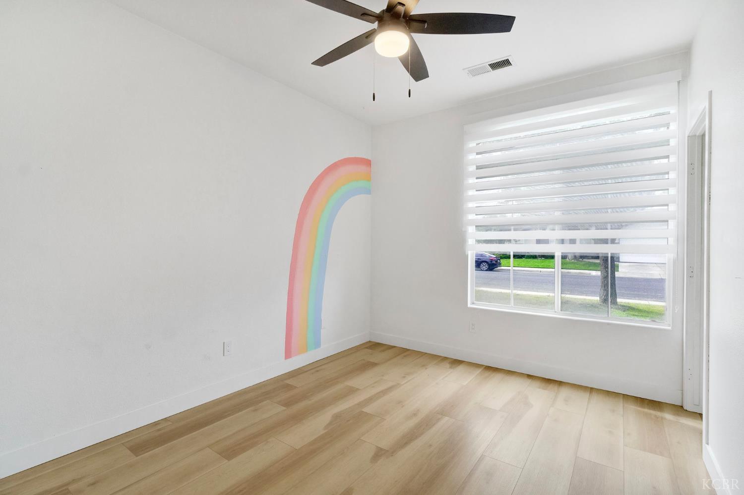 1036 W Northstar Dr, Hanford, CA 93230