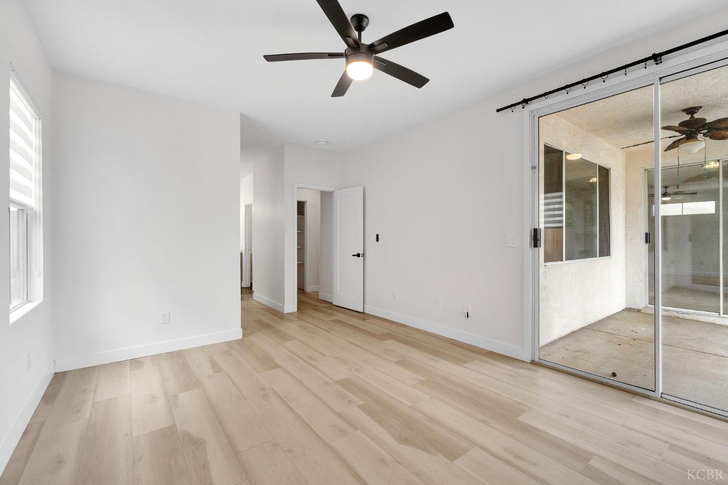 1036 W Northstar Dr, Hanford, CA 93230