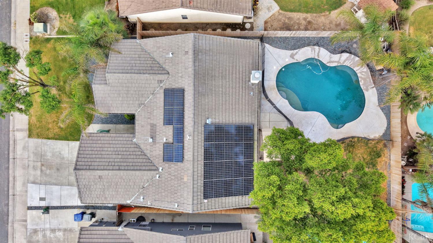 1036 W Northstar Dr, Hanford, CA 93230