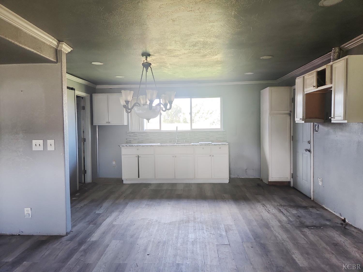 22136 Fairfax Ave, Lemoore, CA 93245