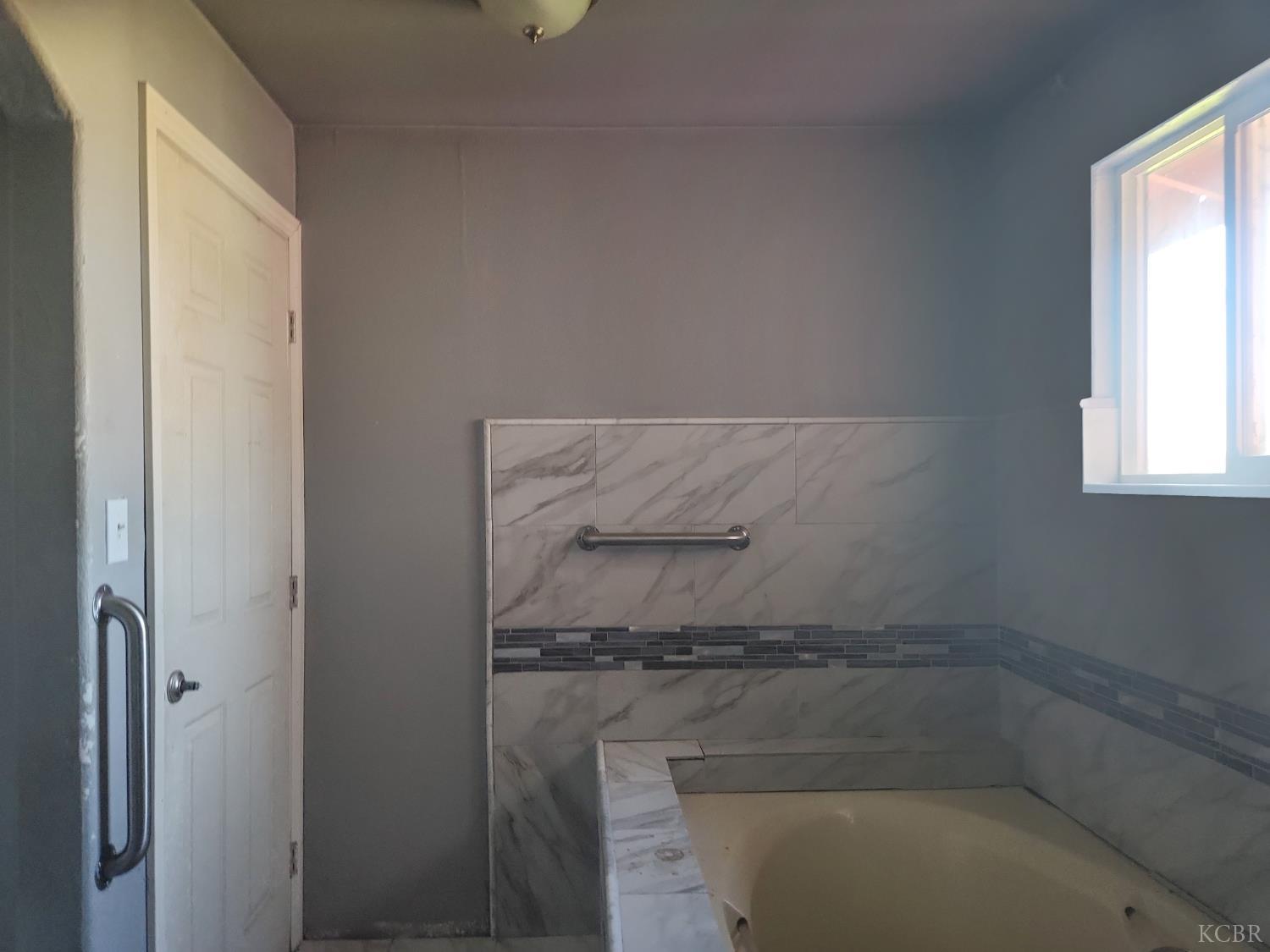 22136 Fairfax Ave, Lemoore, CA 93245