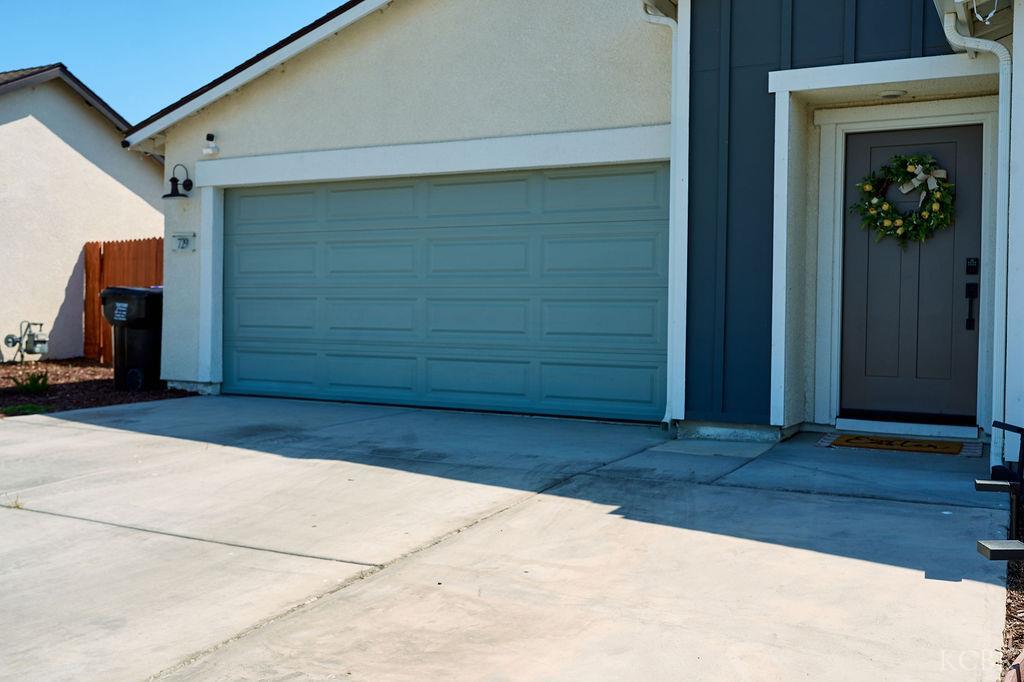 729 James Ave, Corcoran, CA 93212