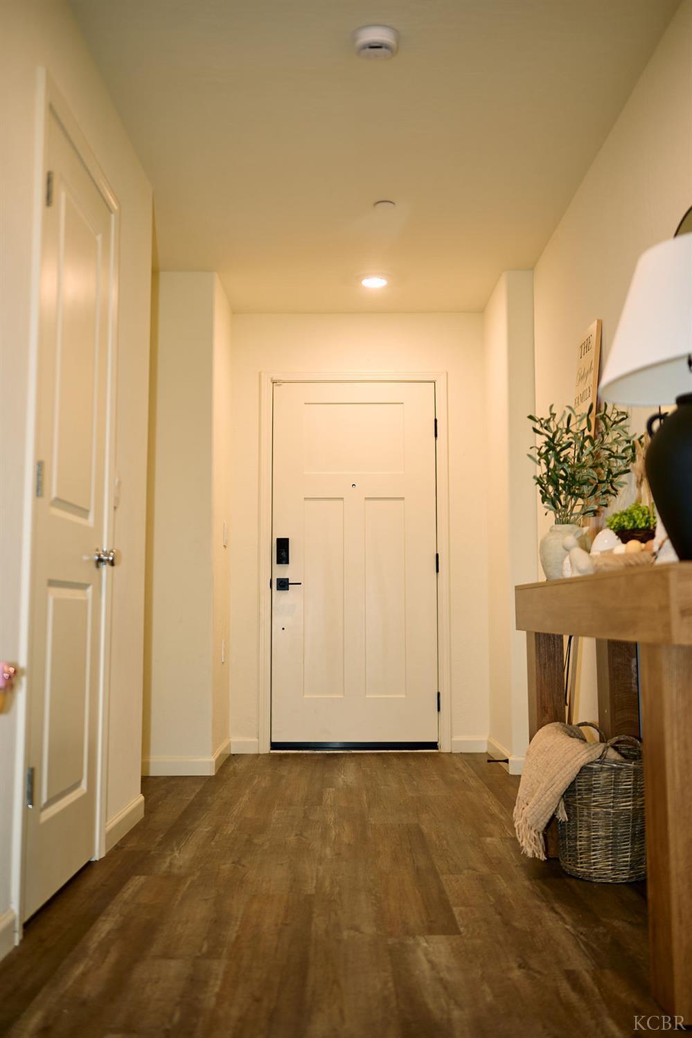 729 James Ave, Corcoran, CA 93212