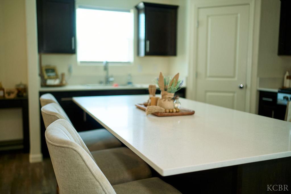 729 James Ave, Corcoran, CA 93212