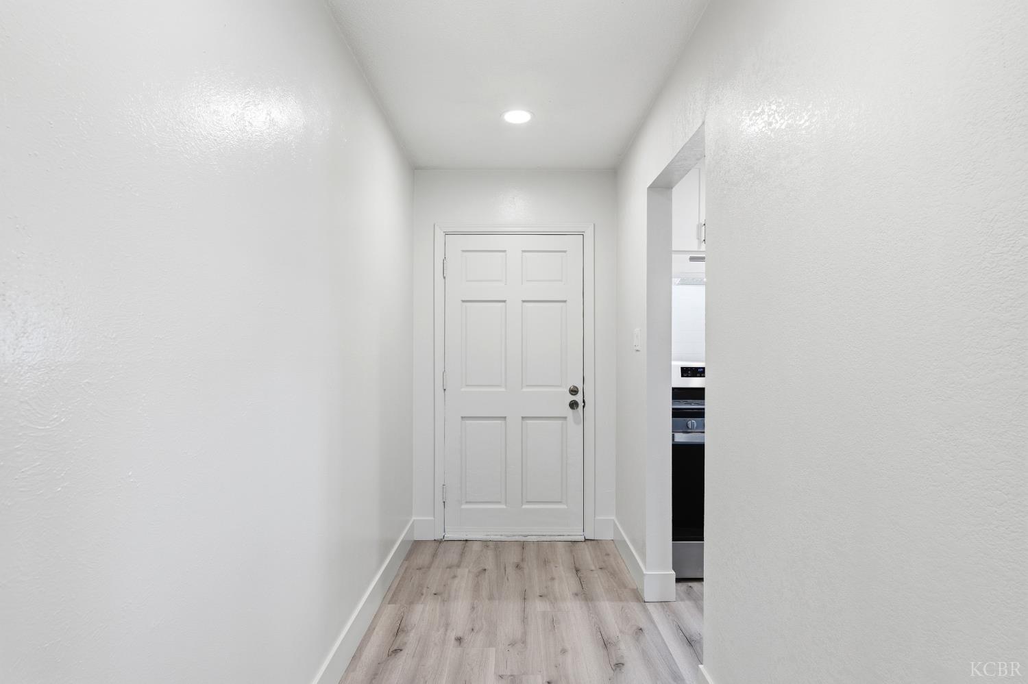 161 W Spring Ln, Lemoore, CA 93245