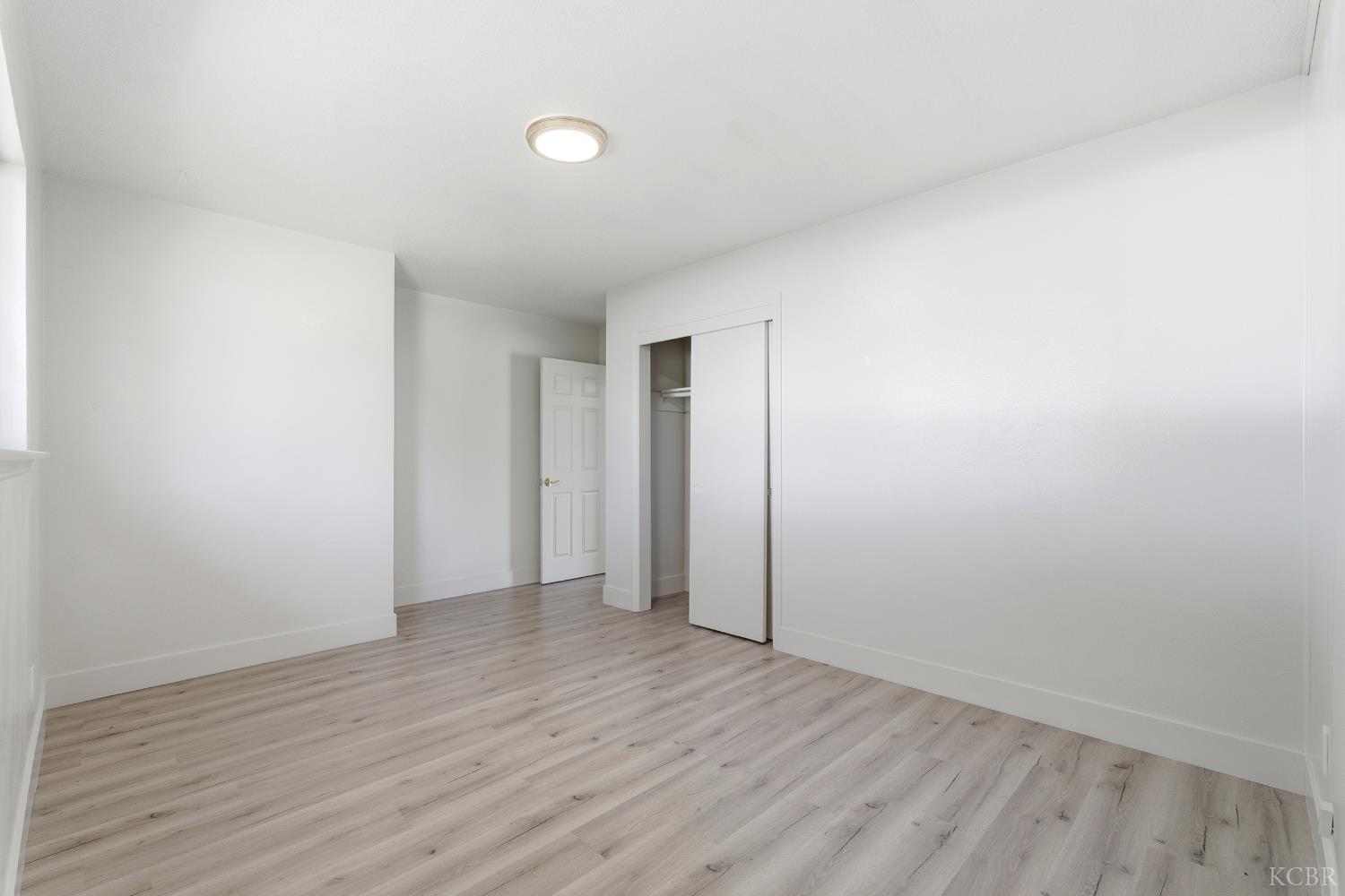 161 W Spring Ln, Lemoore, CA 93245