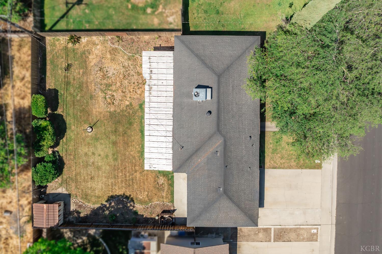 161 W Spring Ln, Lemoore, CA 93245