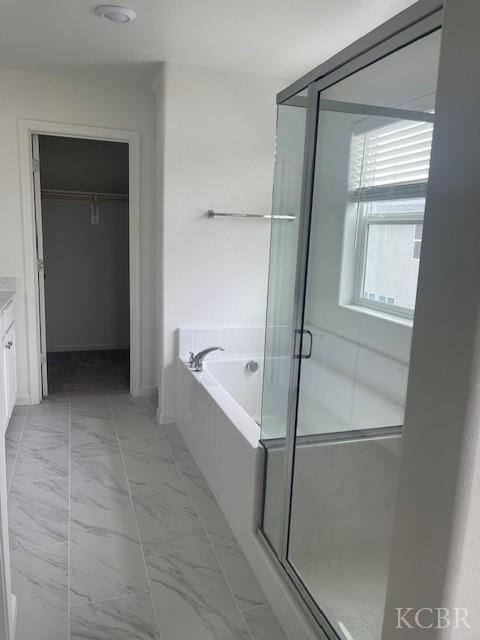 2227 S Crumal St, Visalia, CA 93292