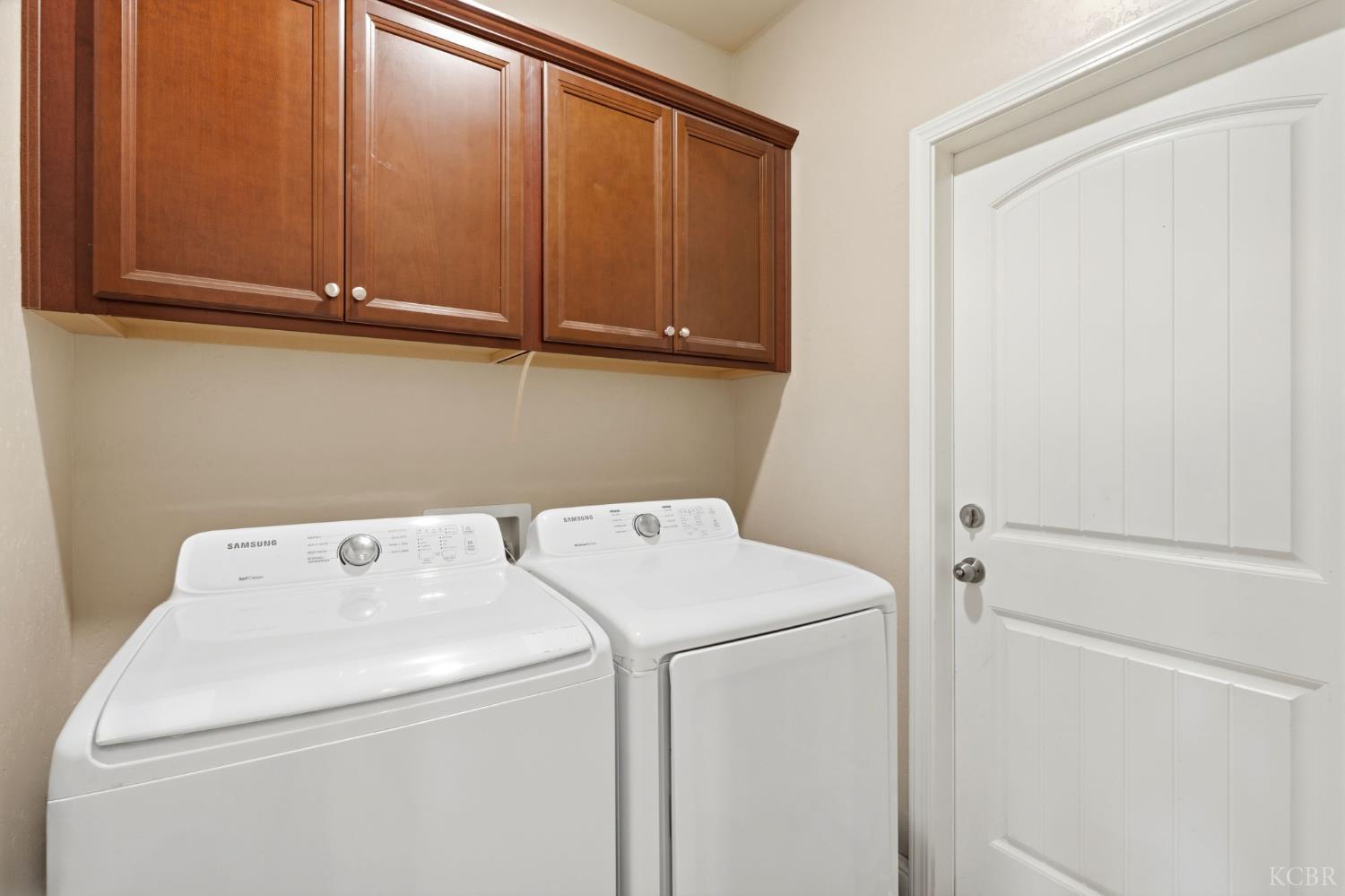 2122 W Bryman St, Hanford, CA 93230