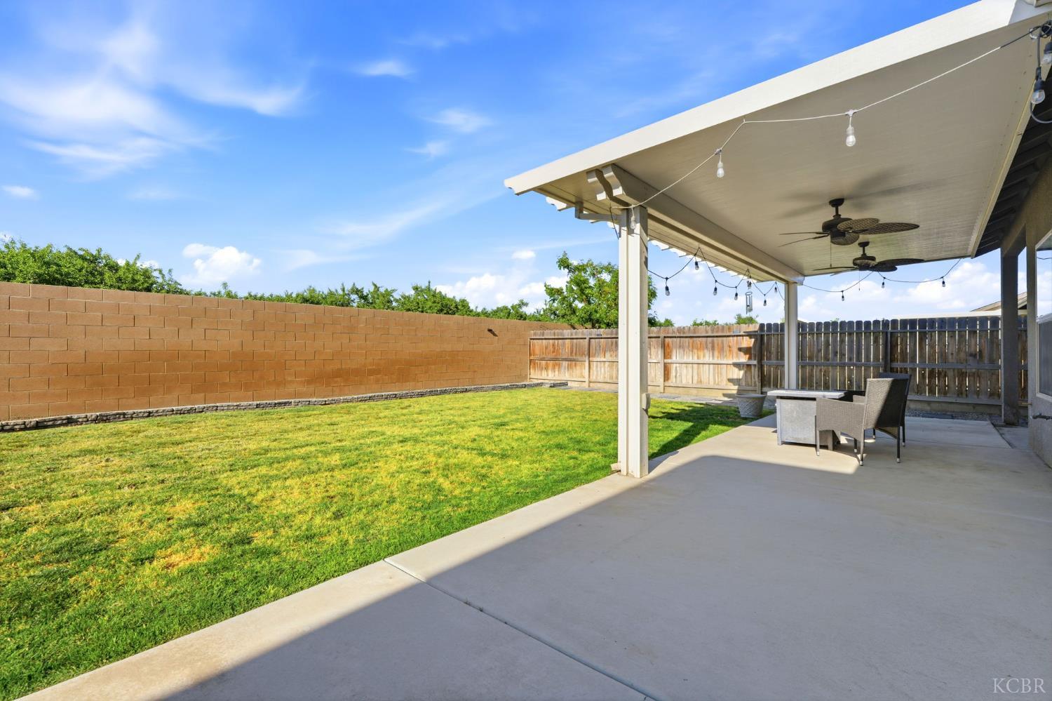 2122 W Bryman St, Hanford, CA 93230