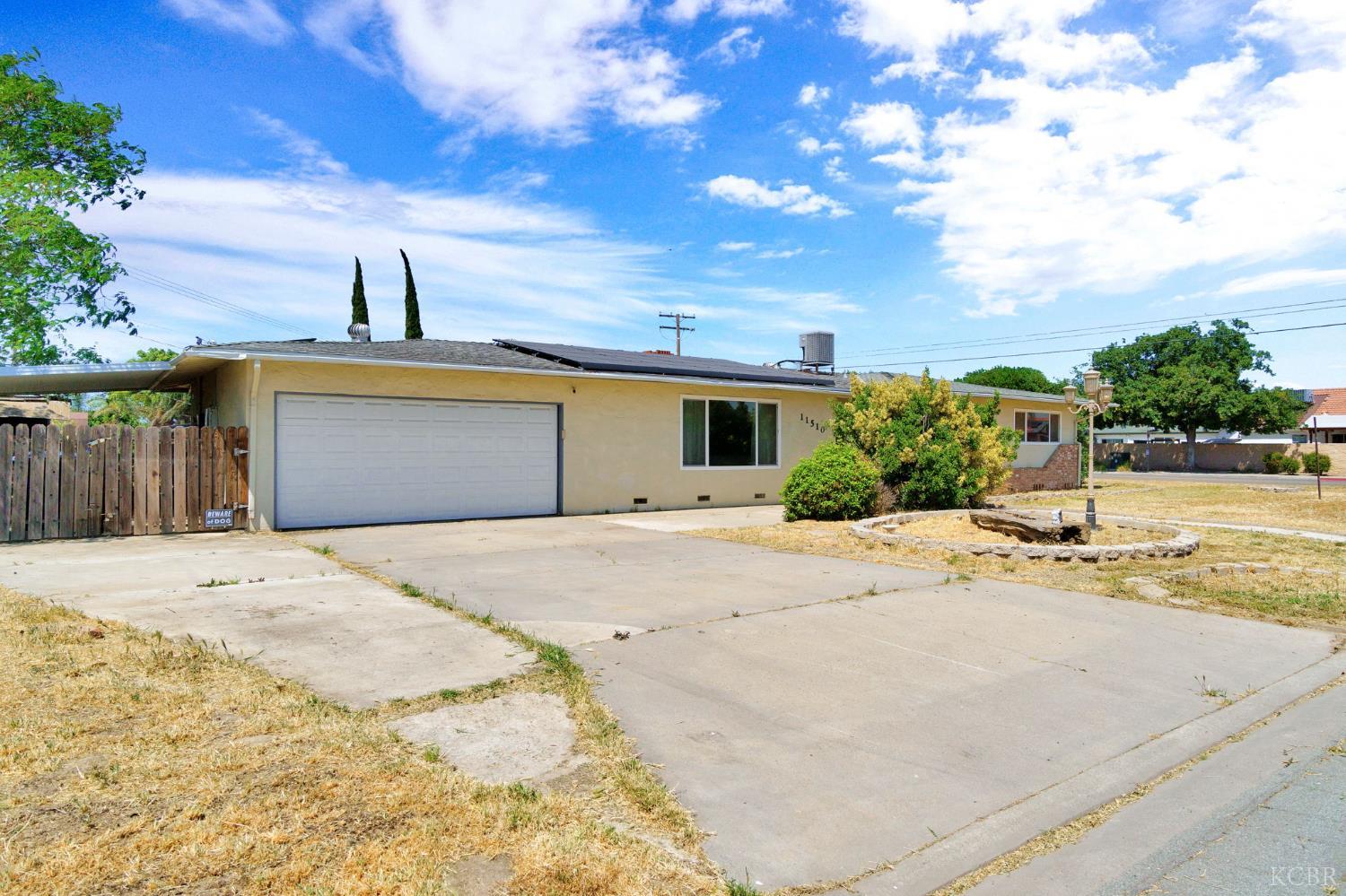 11510 Echo Ln, Hanford, CA 93230