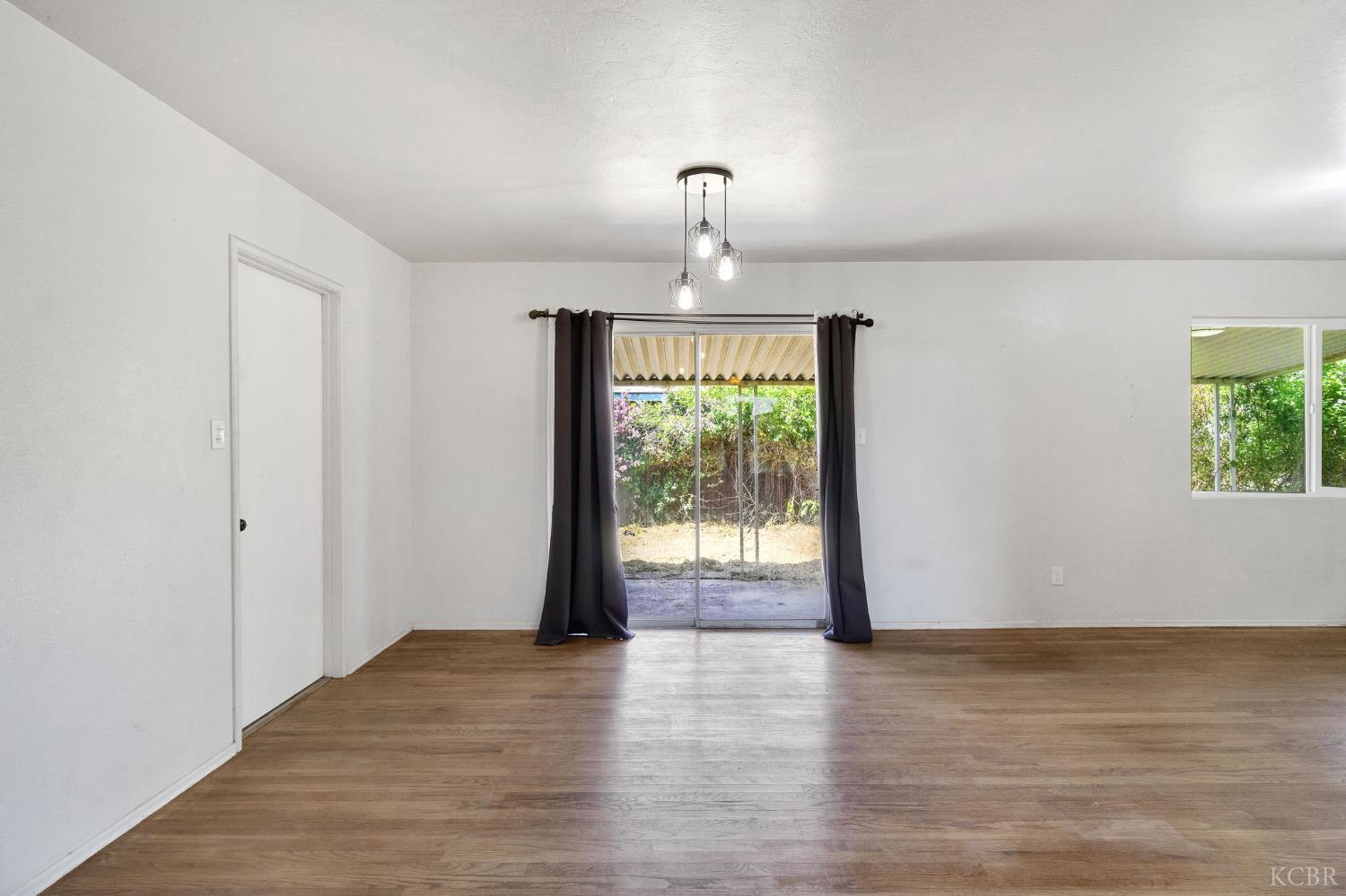 11510 Echo Ln, Hanford, CA 93230