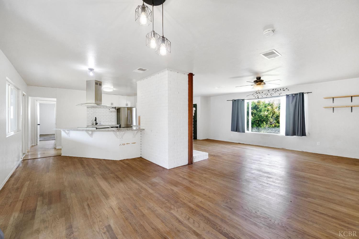 11510 Echo Ln, Hanford, CA 93230