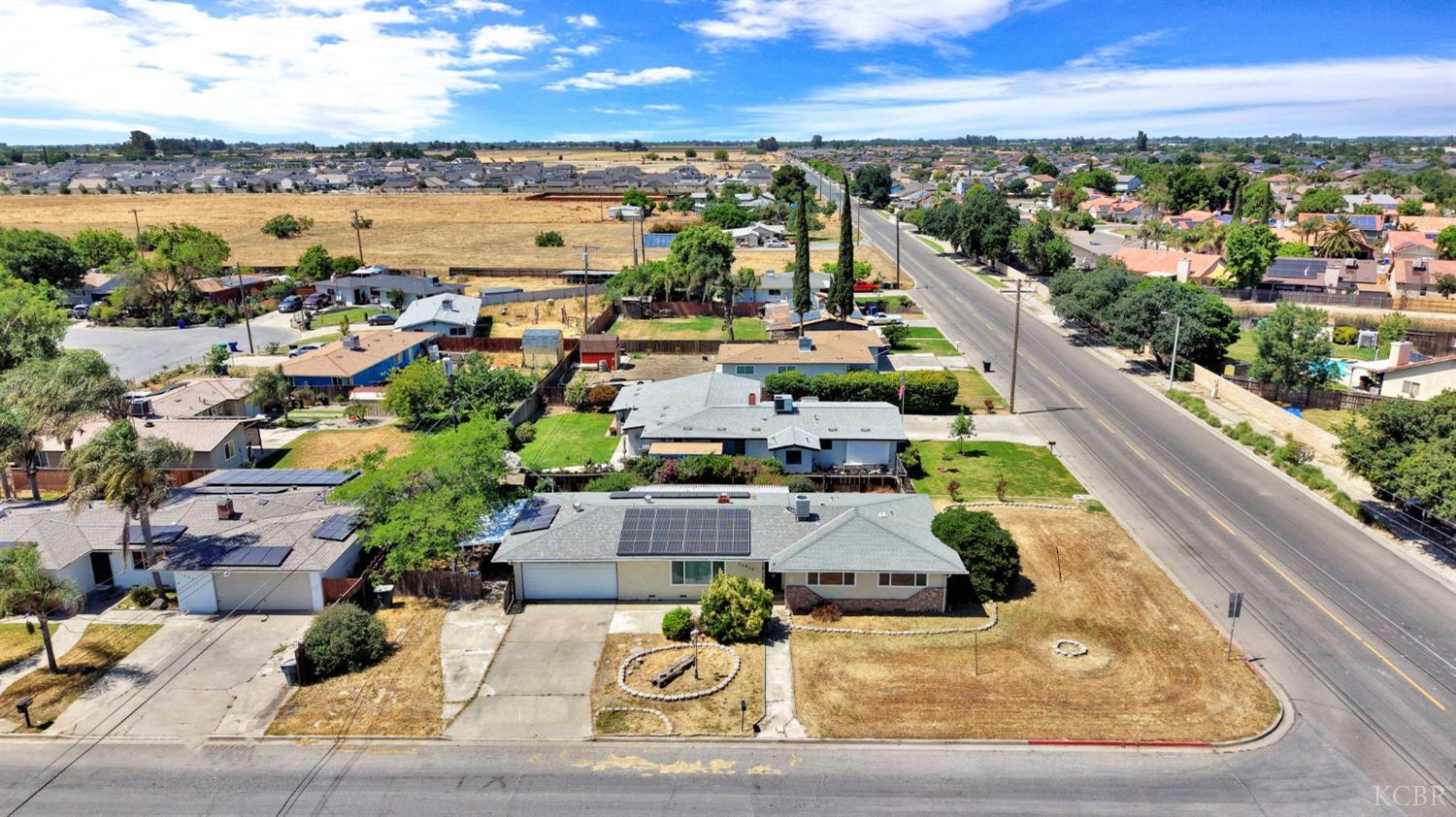 11510 Echo Ln, Hanford, CA 93230