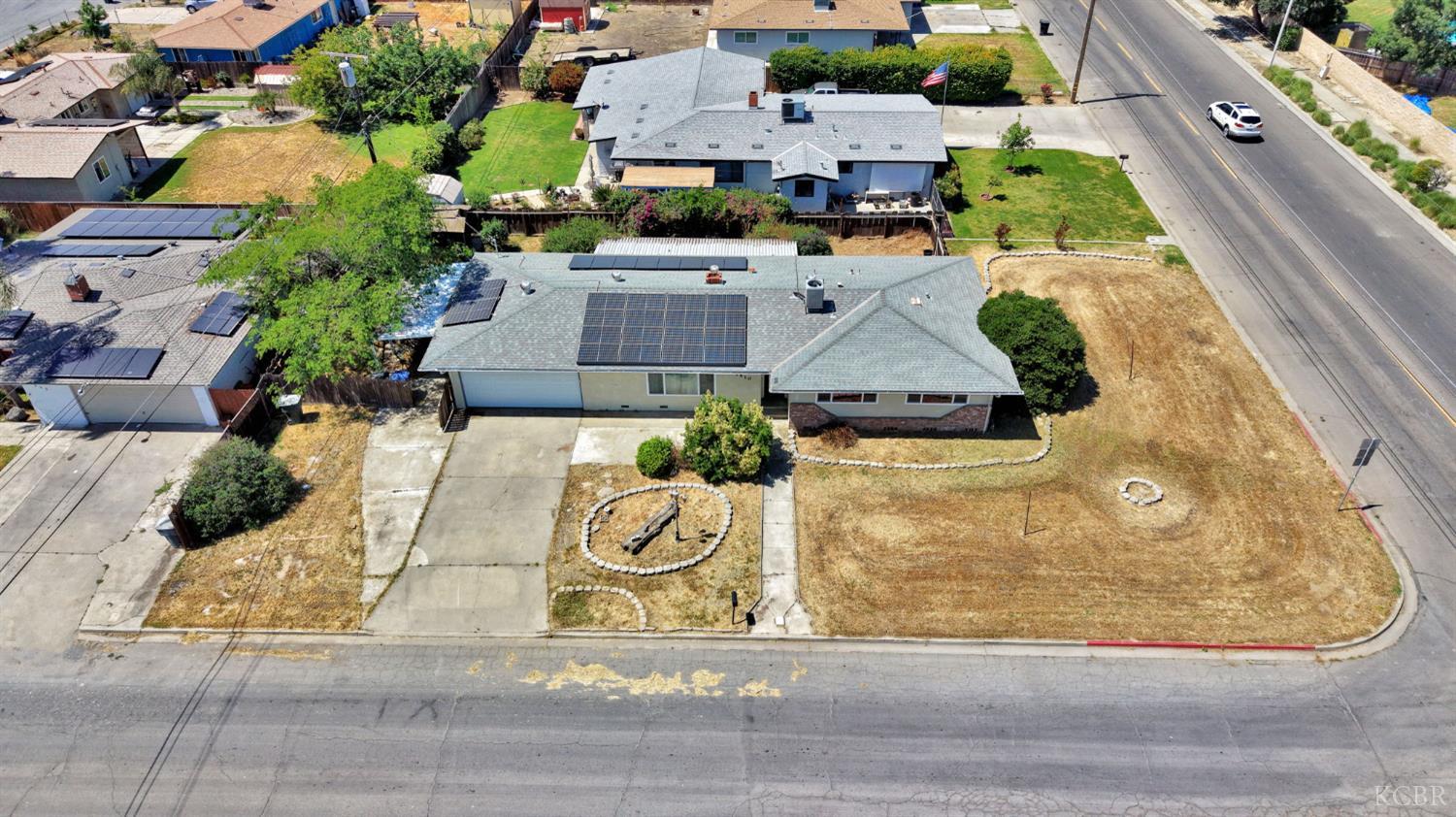 11510 Echo Ln, Hanford, CA 93230