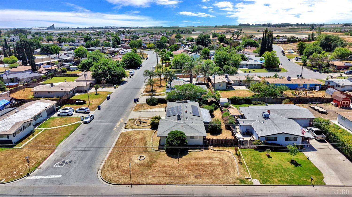 11510 Echo Ln, Hanford, CA 93230