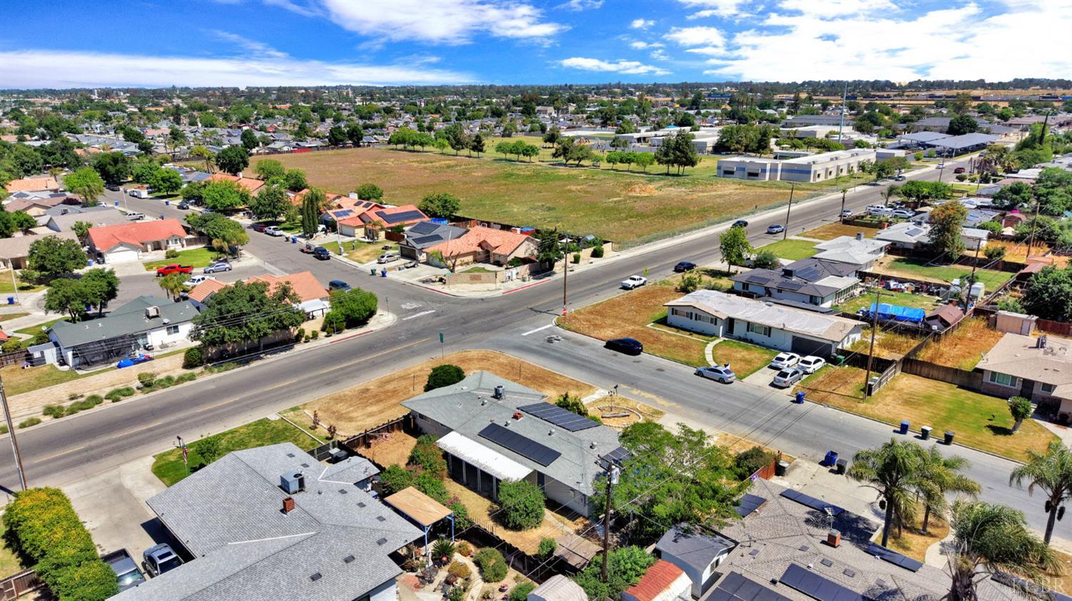 11510 Echo Ln, Hanford, CA 93230