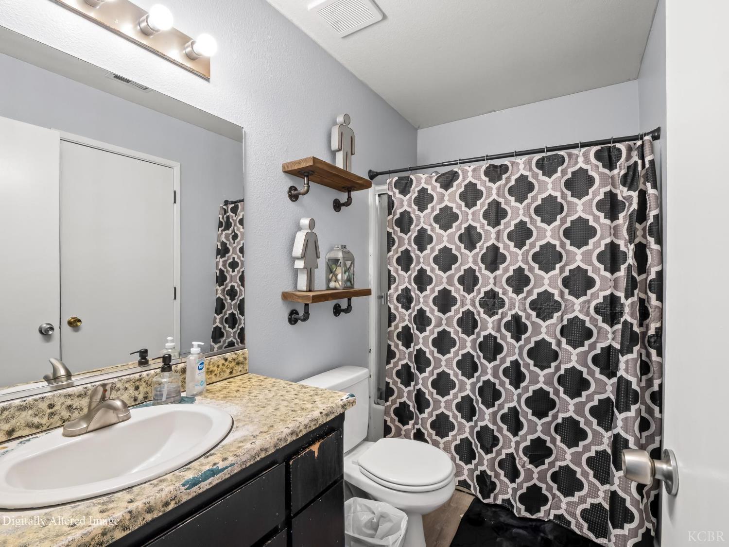 1035 1035 Olive Court, Hanford, CA 93230