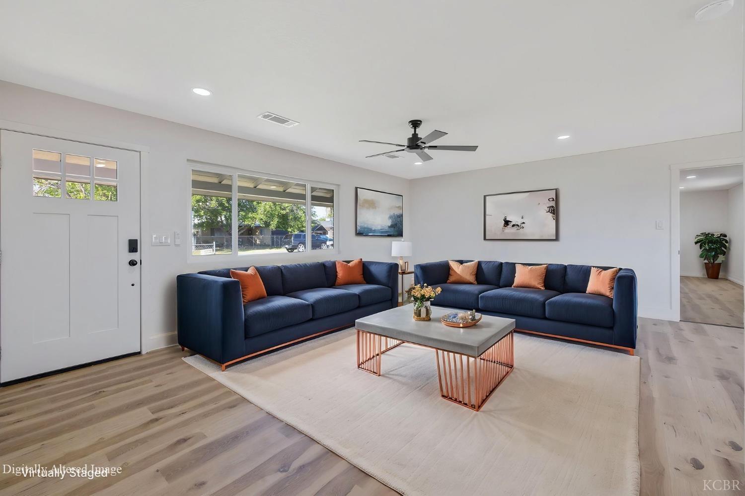 9561 Garden Dr, Hanford, CA 93230