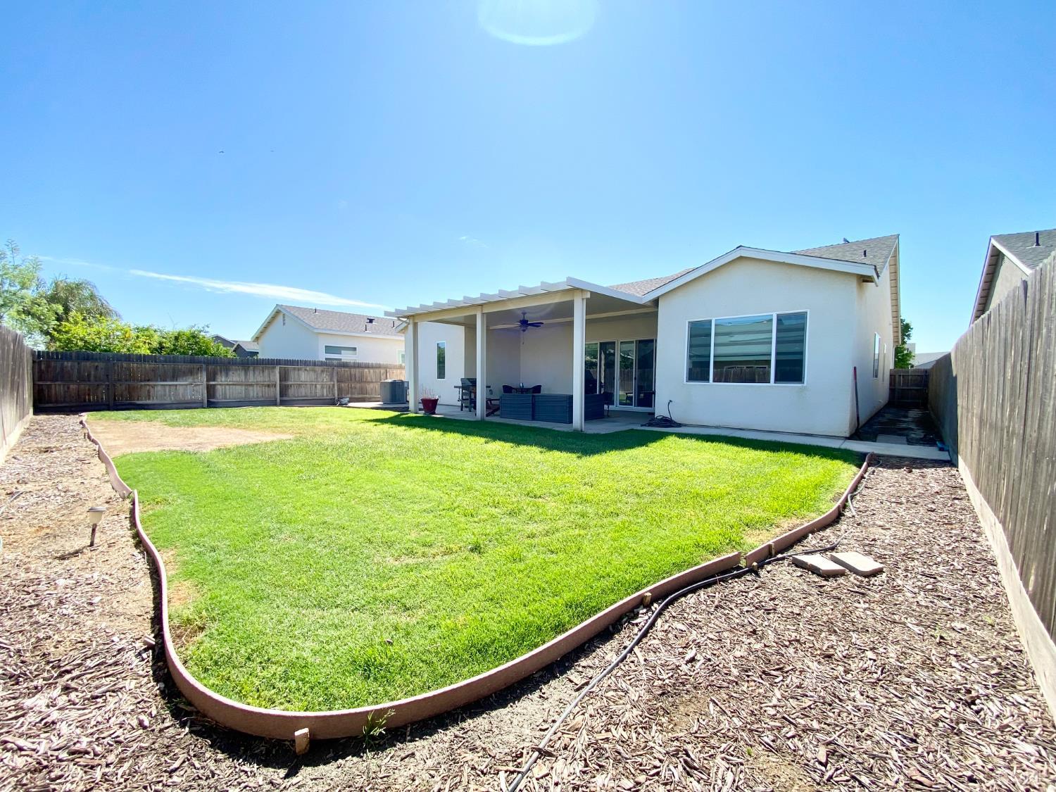 2404 W Bristol Ln, Hanford, CA 93230
