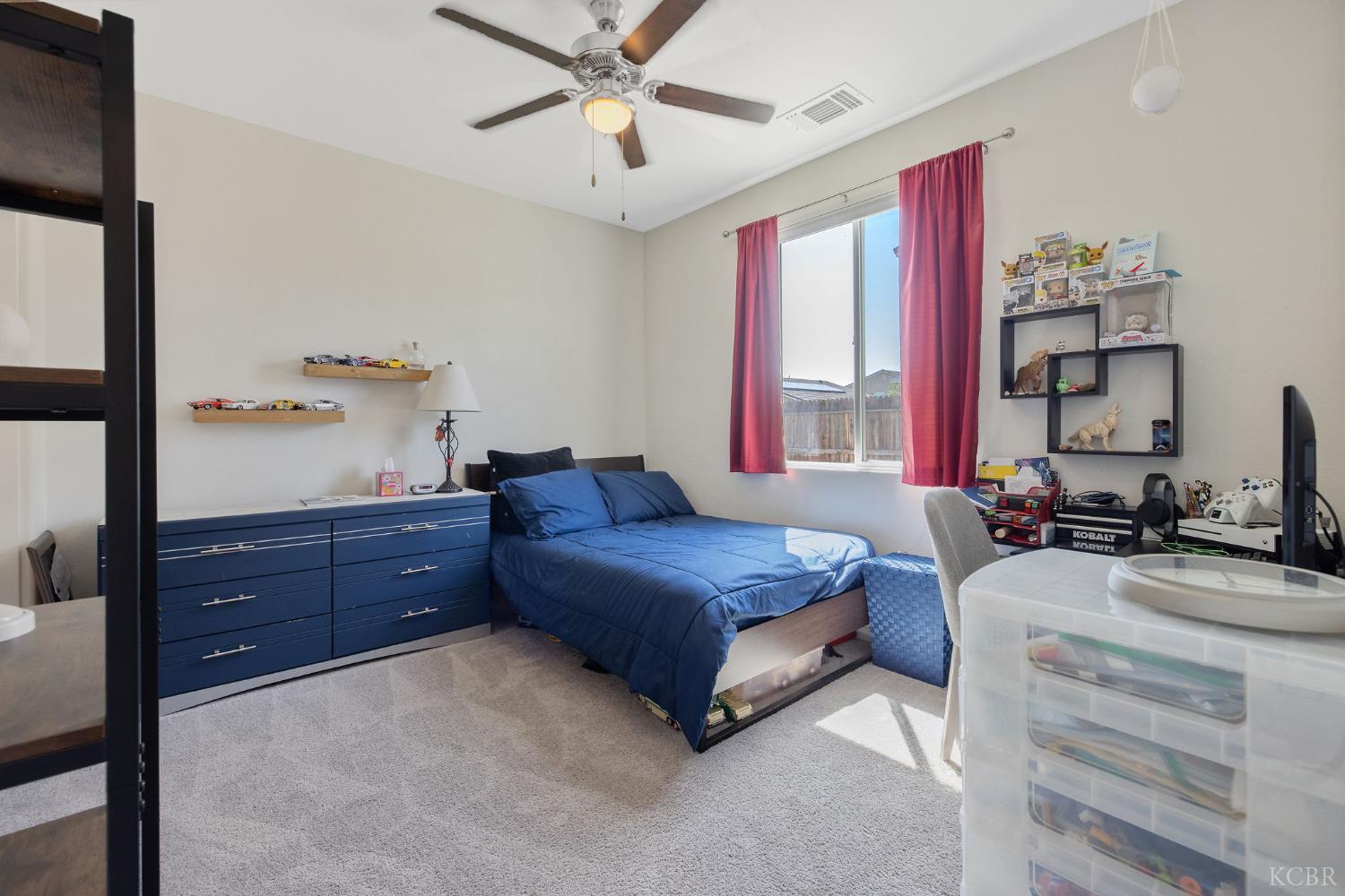 1090 Jade Way, Lemoore, CA 93245