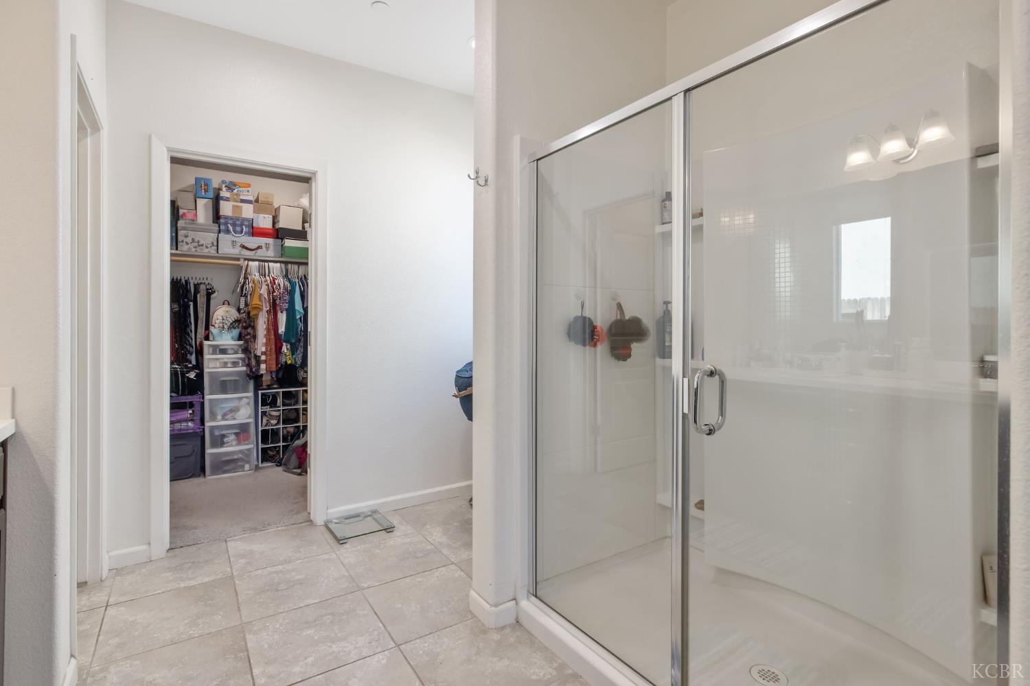 1090 Jade Way, Lemoore, CA 93245