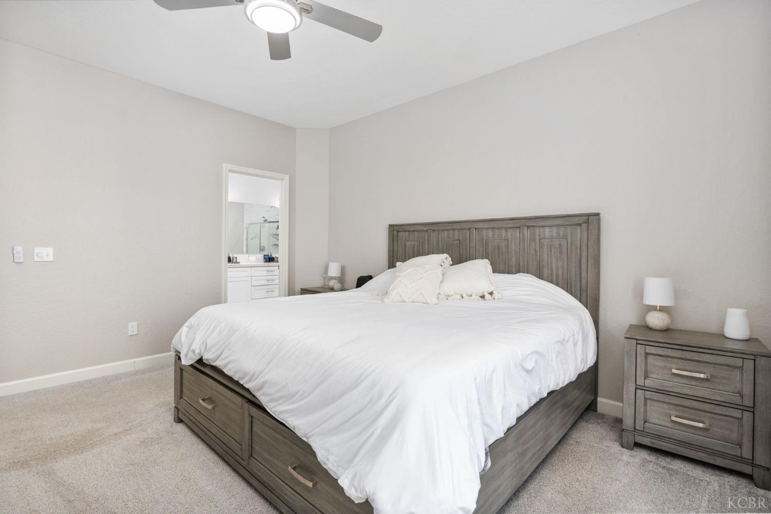 2124 Cortner St, Hanford, CA 93230