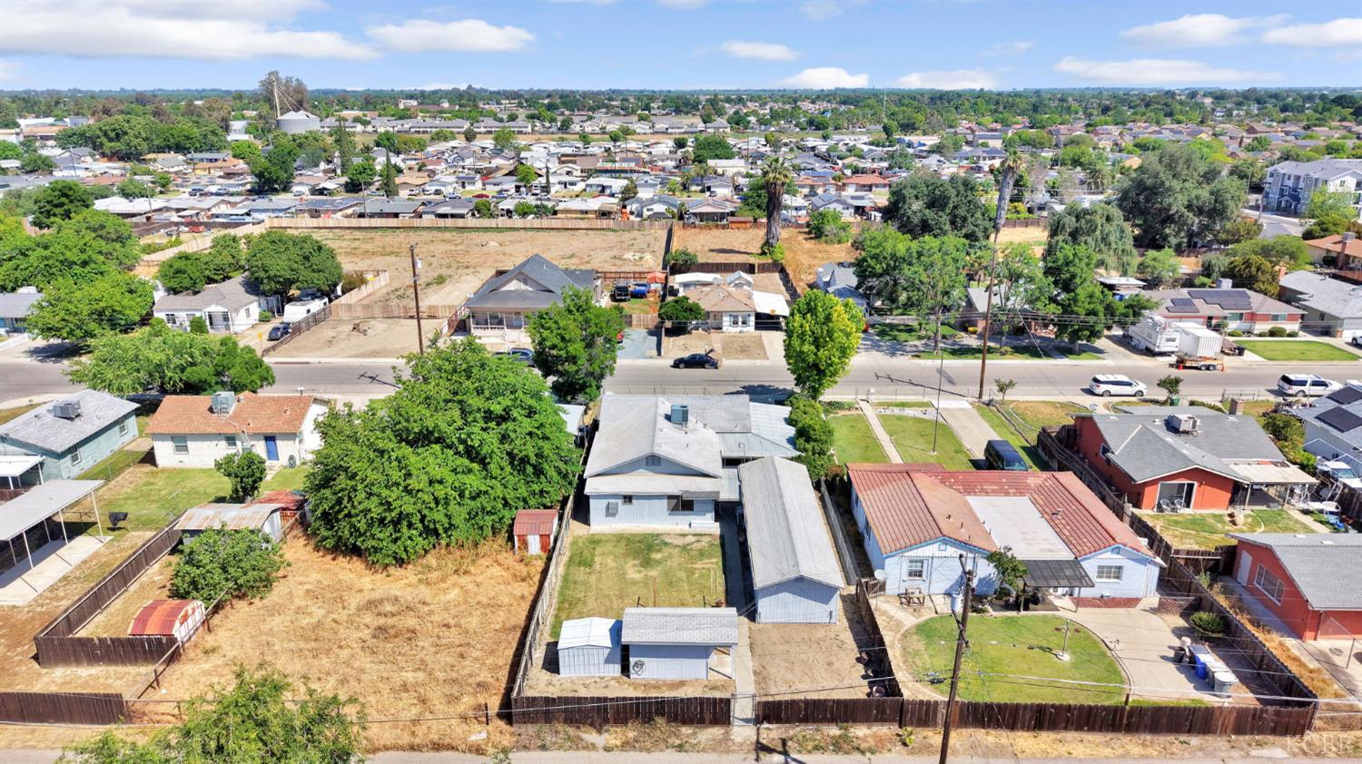 325 Oleander Ave, Lemoore, CA 93245