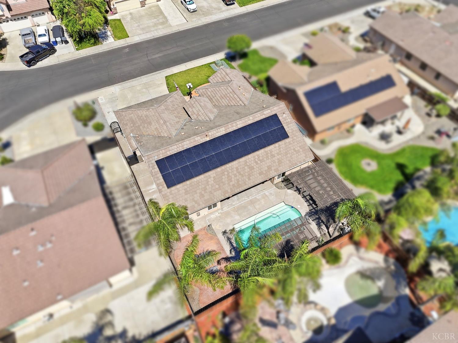 1945 W Picadilly Ln, Hanford, CA 93230