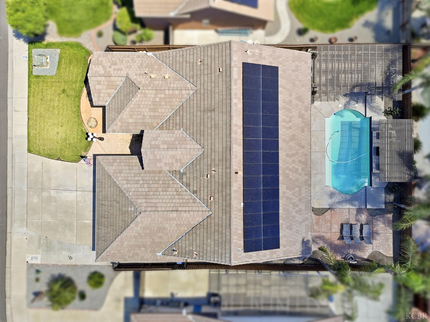 1945 W Picadilly Ln, Hanford, CA 93230