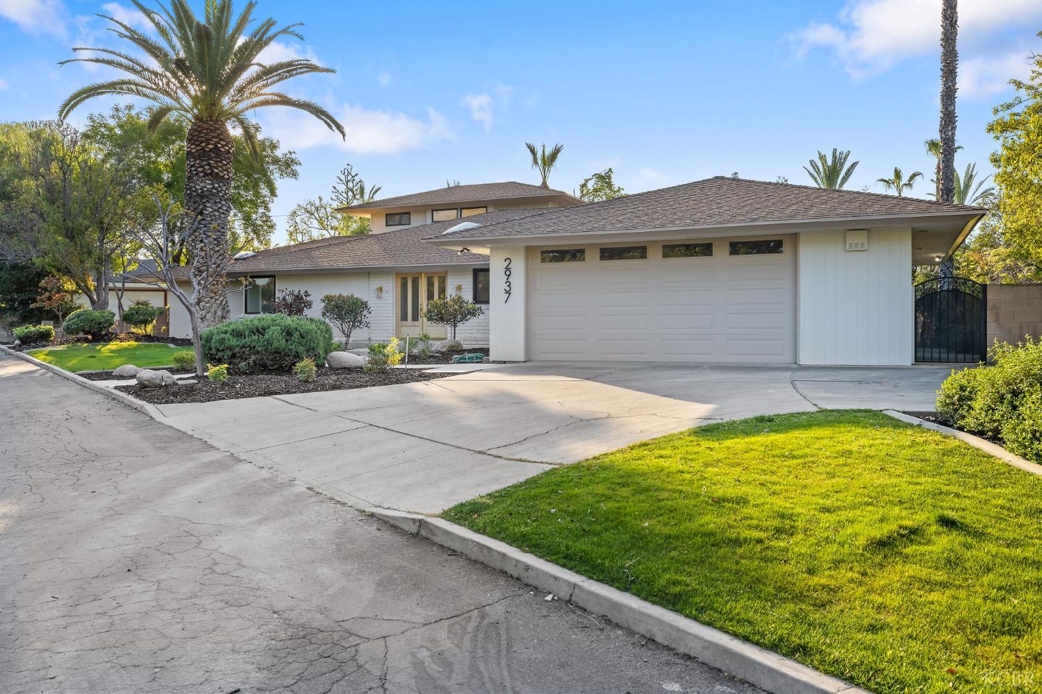 2937 Summit Cir, Bakersfield, CA 93306