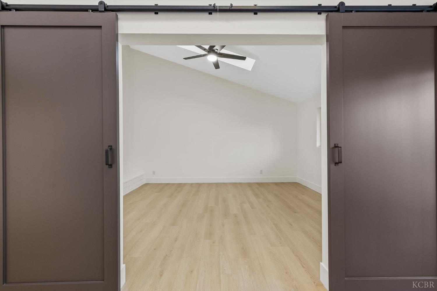 2937 Summit Cir, Bakersfield, CA 93306