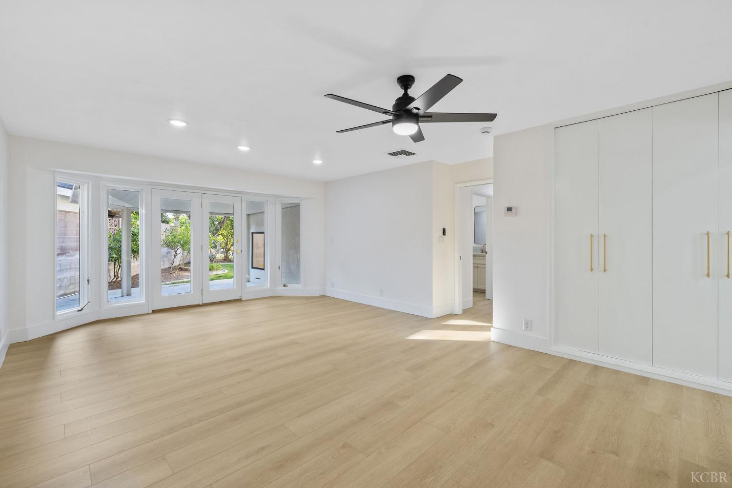 2937 Summit Cir, Bakersfield, CA 93306