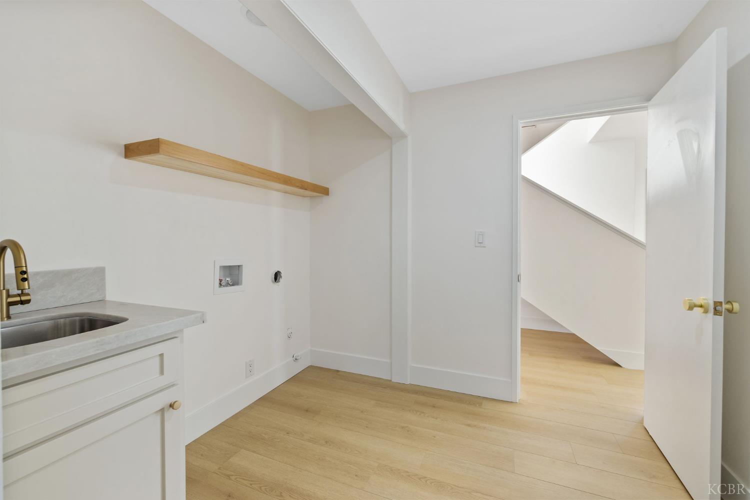 2937 Summit Cir, Bakersfield, CA 93306