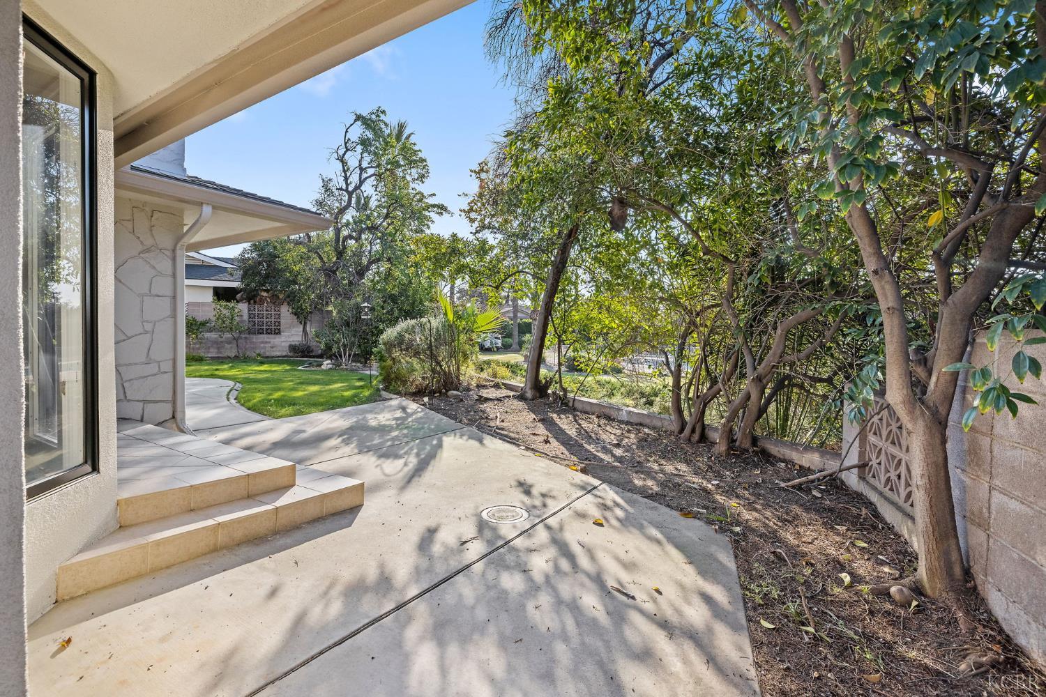 2937 Summit Cir, Bakersfield, CA 93306