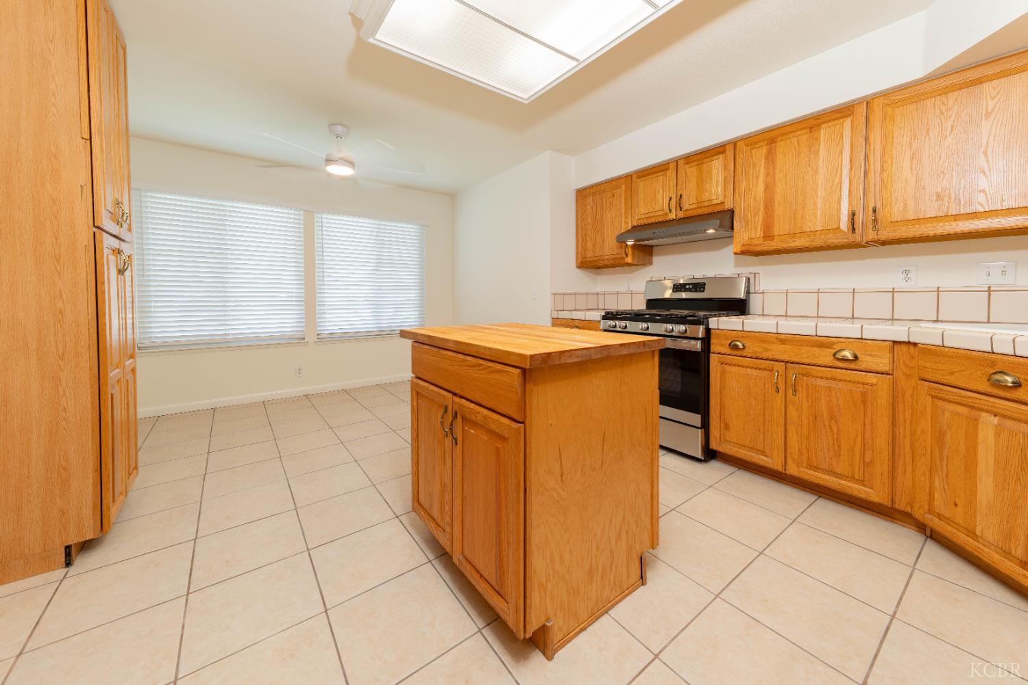 797 ELDERWOOD Ln, Lemoore, CA 93245