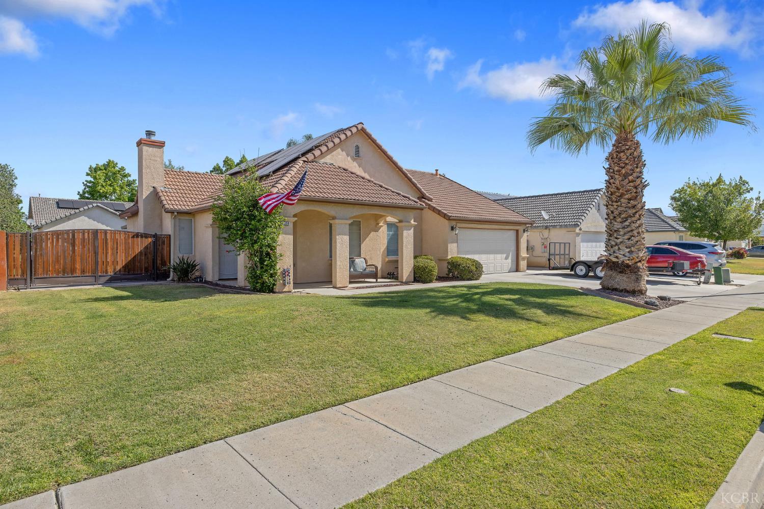 1628 Fireside Way, Lemoore, CA 93245