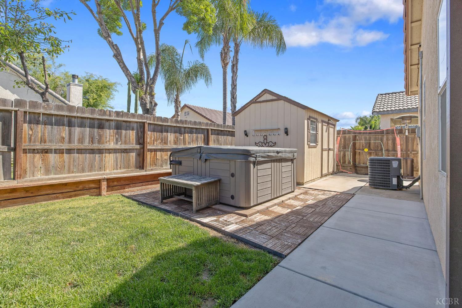 1628 Fireside Way, Lemoore, CA 93245