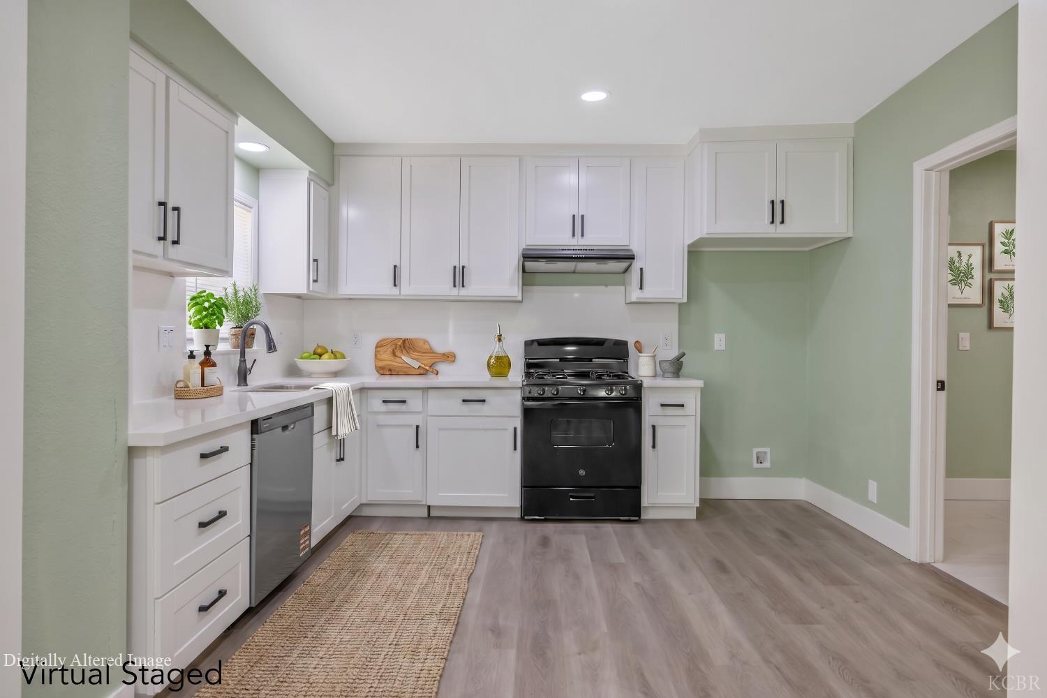 1247 N Ferger Ave, Fresno, CA 93728