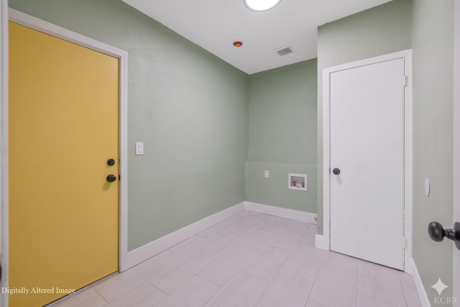 1247 N Ferger Ave, Fresno, CA 93728