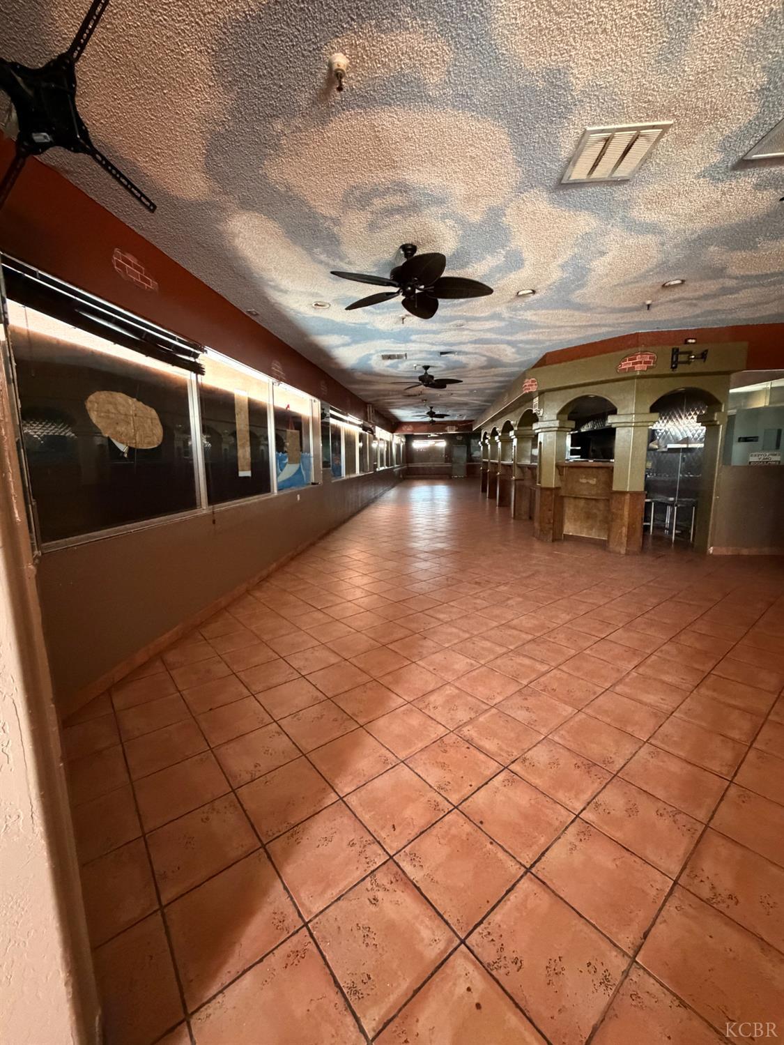 920 E Lacey Blvd, Hanford, CA 93230