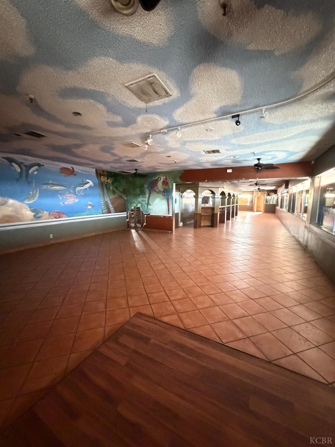 920 E Lacey Blvd, Hanford, CA 93230