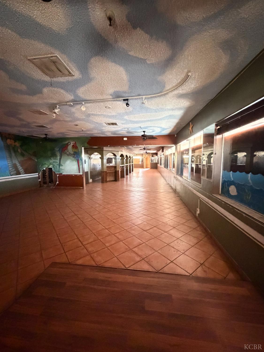 920 E Lacey Blvd, Hanford, CA 93230