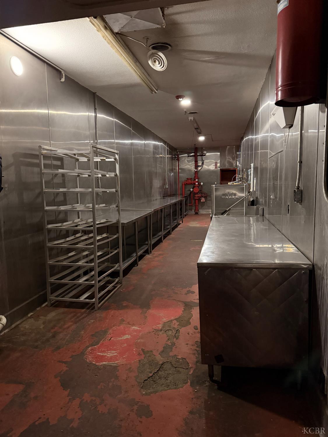 920 E Lacey Blvd, Hanford, CA 93230