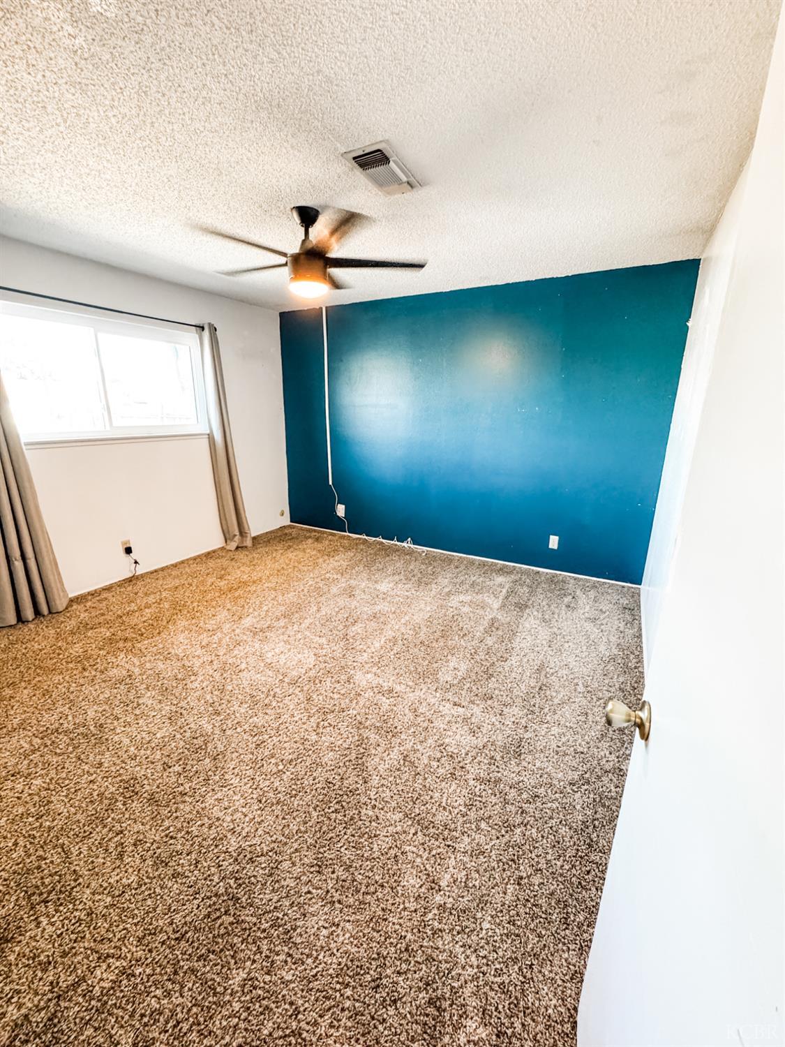 425 W Spring Ln, Lemoore, CA 93245