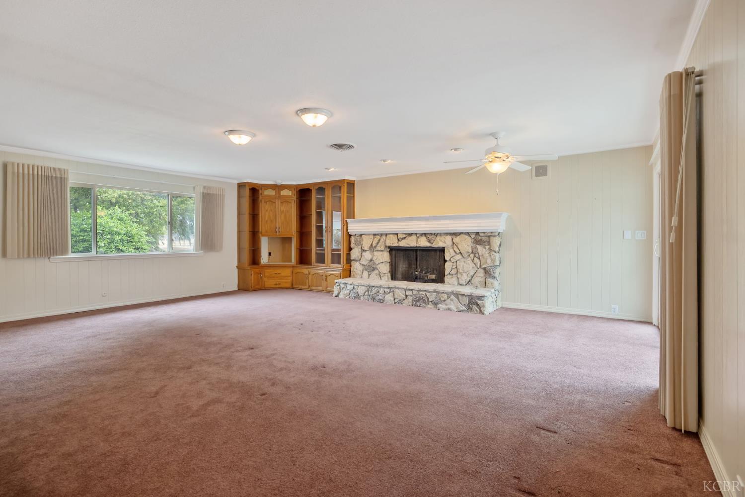 1714 N Blythe, Fresno, CA 93722
