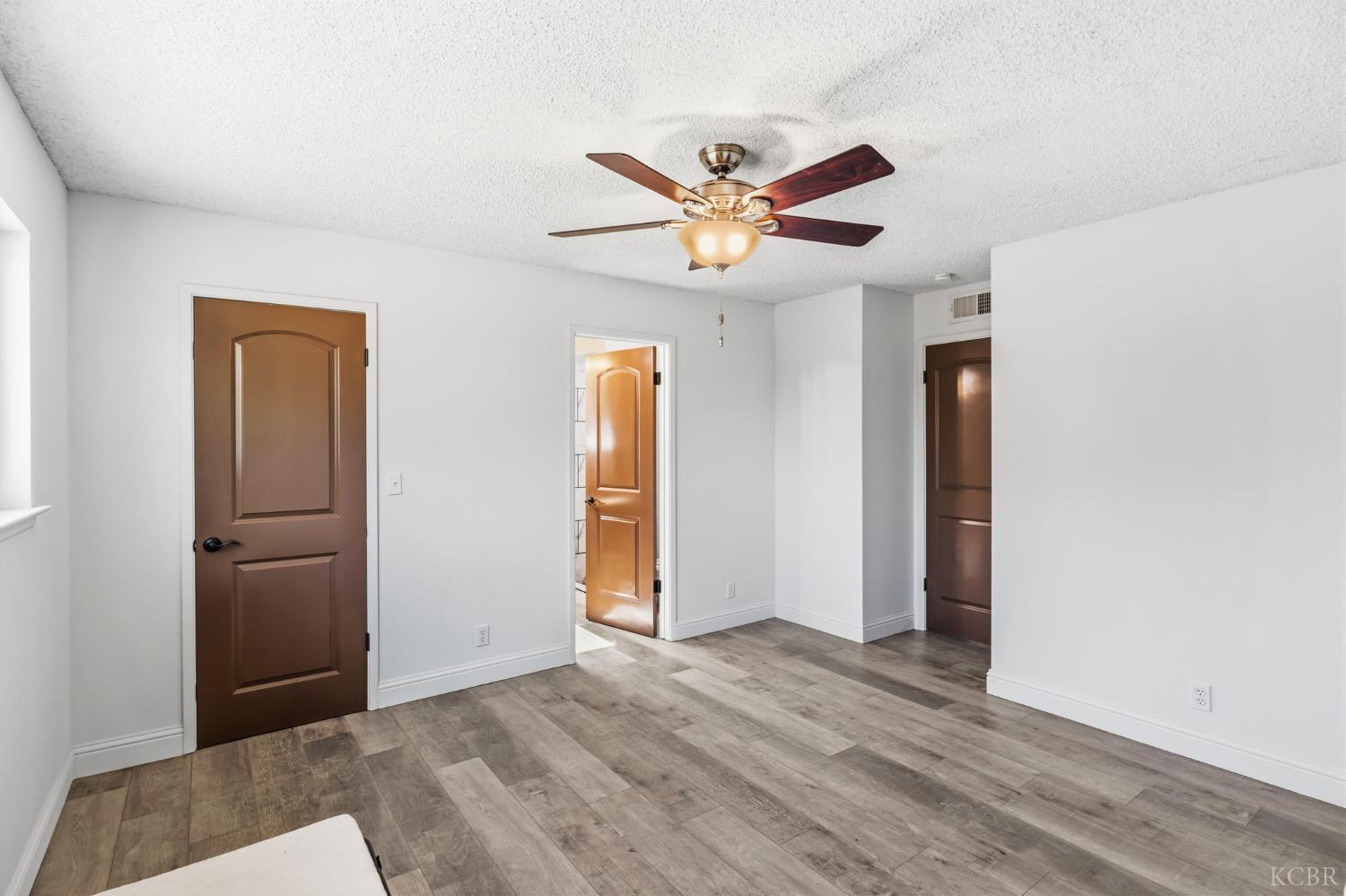 1542 N Lemoore Ave, Lemoore, CA 93245