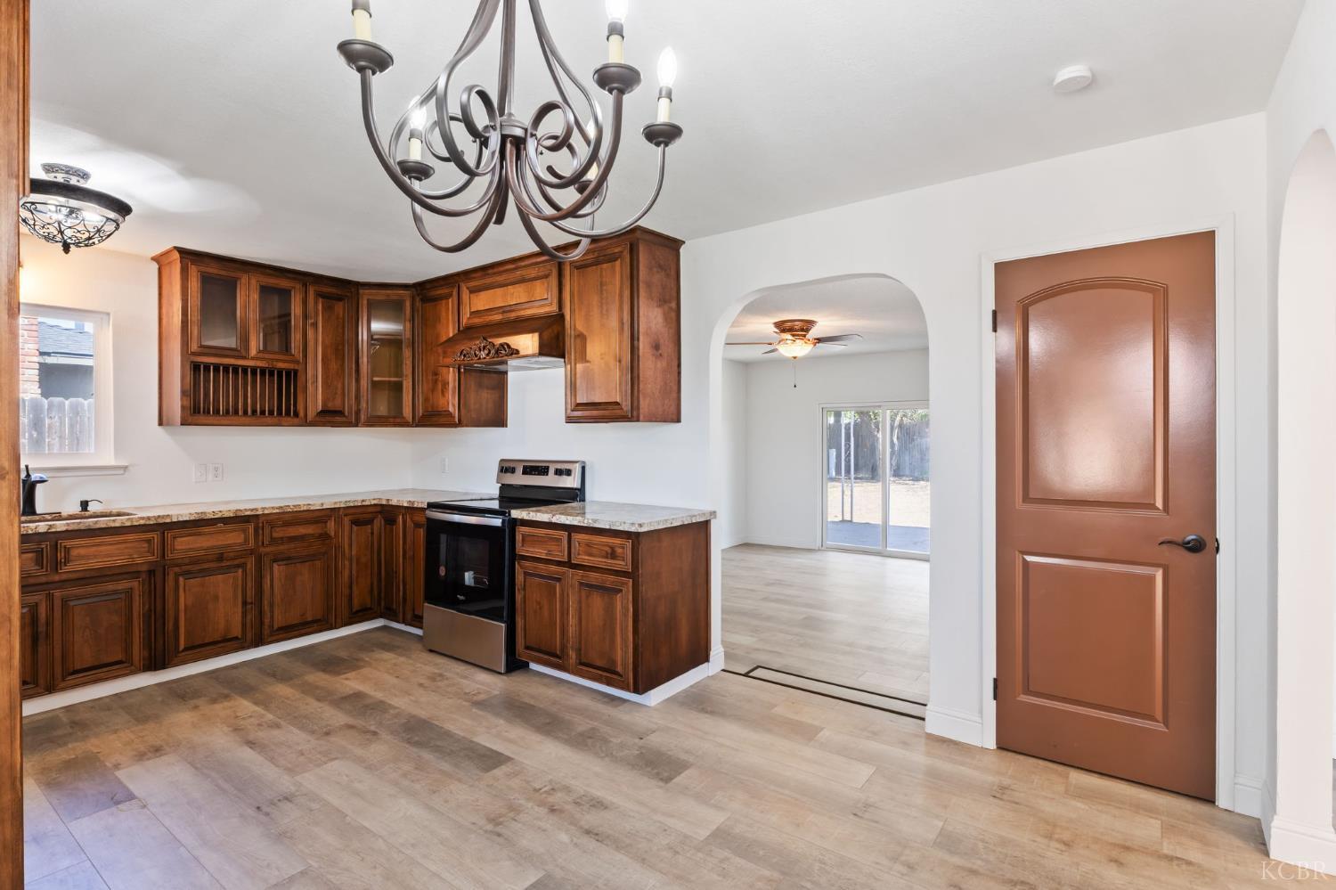 1542 N Lemoore Ave, Lemoore, CA 93245