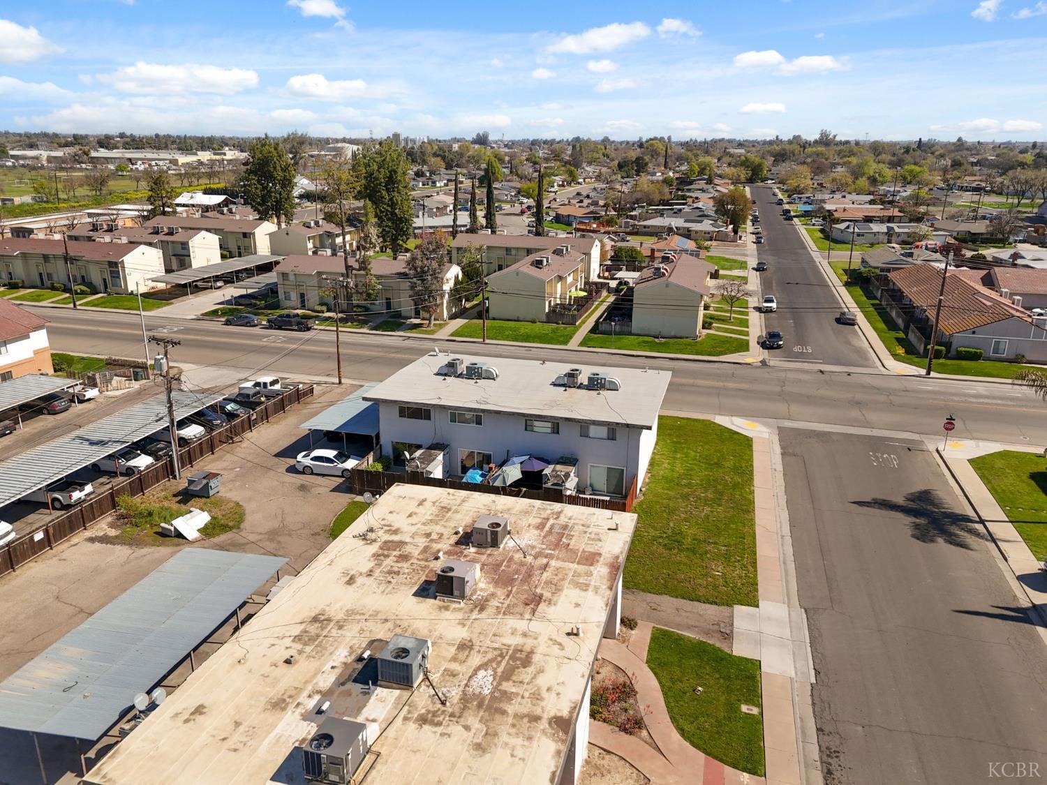 175 S 19th Ave, Lemoore, CA 93245