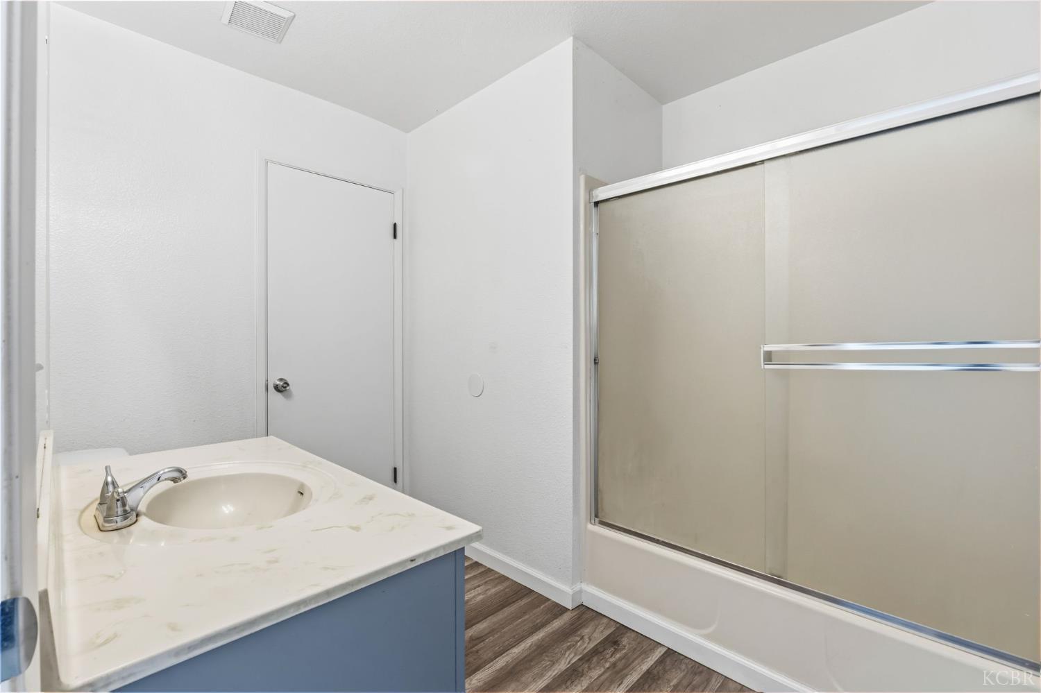 50 N 19th Ave, Lemoore, CA 93245